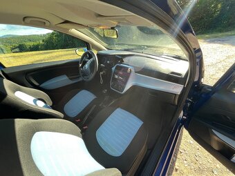 Fiat Grande Punto 1.4 i - 16