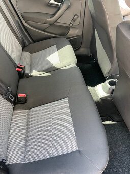 VW Polo 1.4i 16V  63kw - rok 2010 čistý, udržovaný - 16