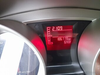 SEAT IBIZA 1,2i,KLIMA,SERVISKA,MODEL 2010 - 16