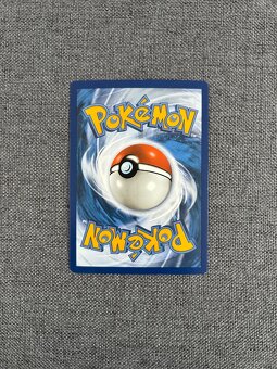 Pokemon - Scarlet a Violet - 16