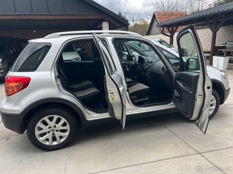 Fiat Sedici 1.6i 88KW 4x4 1.MAJ.TAŽNÉ LETNÍ+ZIMNÍ BEZ KOROZE - 16