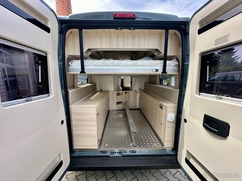 EURA MOBIL VAN 635 HB - 16