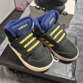 Prodám boty adidas různé velikosti - 16