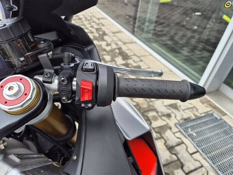 Aprilia RSV4 RR - 16