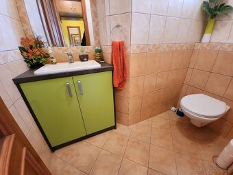 Prodej rodinného domu, 6+2, 261 m2, pozemek 1939 m²,Skalička - 16