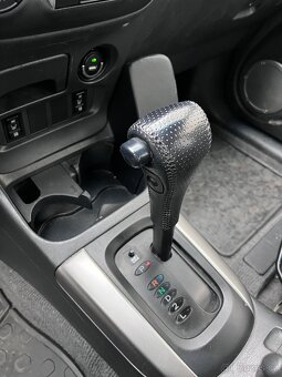 Rav4 2.0  VVTI benzin rok 2006 - 16