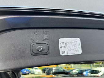 Ford  Kuga 2,0TDCi 4x4 TITANIUM,Navi,KeyFree,Kamera,Temp - 16