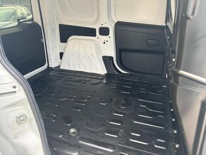 Opel Combo 1.3 CDTI 66 kW r.v.2016 - 16