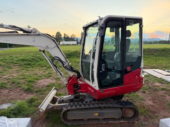 Takeuchi TB230 Minibagr 3T  + 3x lžice - 16