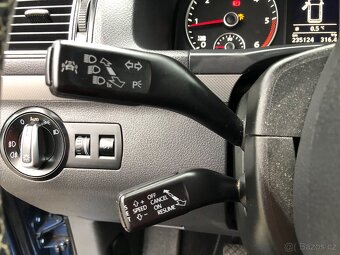 Volkswagen Touran Match R.V. 2012 2.0tdi 103KW - 16