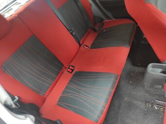 2 x Opel Corsa D,2007, nová TK,+ stejná Corsa na díly - 16