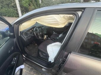POJIZDNY Seat Altea 2.0 TDI 2005 - 16