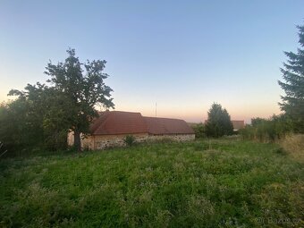 2783m2 Bývalá Zem. usedlost - 30min - Praha Ruzyně - 16
