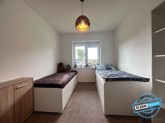 Rodinný dům 6+kk, Choltice, ev.č. 00570 - 16