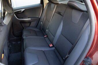 Elegantní SUV Volvo XC60 - 16