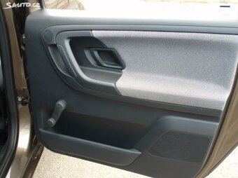 Škoda Roomster 1,4 16V serviska,model r.2013 - 16