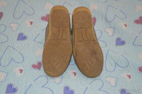 32 33 Adidas goretex Essi DZO Santé boty sandálky - 16