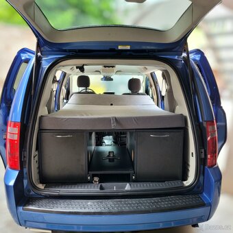 obytná vestavba Pick-up MPV spací vestavba - 16