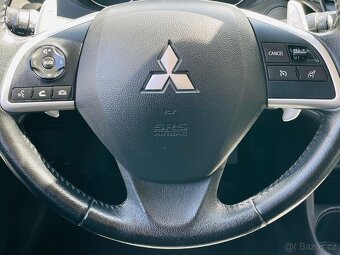 Mitsubishi Outlander 2.2Di-D 110KW 4x4 AUT SENZORY SERVISKA - 16
