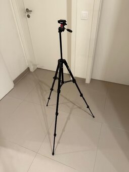 Poloprofesionální zrcadlovka Canon EOS 200D s příslušenstvím - 16