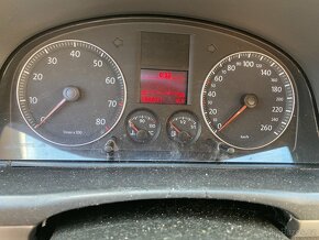Volkswagen Touran, 2,0FSI,7mist,nové rozvody - 16