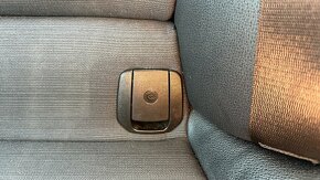 BMW 318d 105kW Navi,Xenony - 16