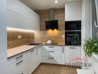 Prodej bytu 2+1 s lodžii, 51 m2, ul. Opavská, Ostrava-Poruba - 16