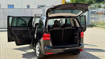 Volkswagen Touran //1.6TDi//77kW//COMFORT//7MÍST//1MAJ// - 16