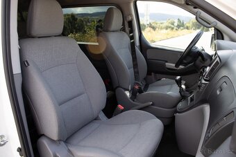 Hyundai H1 H-1 2.5 CRDi E6 Tour - 16