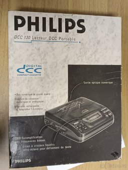 PHILIPS DCC 130 Walkman na digitální kazety + 1 DCC kazeta - 16