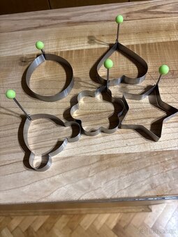 konvicka, obrazek,sklenice, formicky,peněženky, dřev. Vaza - 16