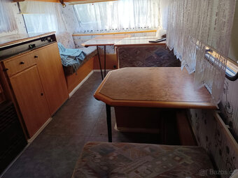 Karavan LMC Munsterland Luxus 490 pro 6 osob - 16