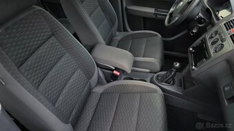 Volkswagen Touran 2.0 EcoFuel CNG 2009 TOP STAV Servis VW - 16