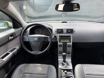 Volvo S40 2.0d - 16