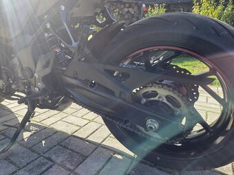 Suzuki GSX-S750 - 16