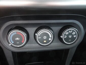 Mitsubishi Lancer 1.6 85kW 2013 50711km 1.majitel 50 tis. km - 16