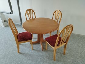 Stůl a židle - 16