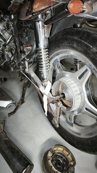 Honda CX500 – ideální základ pro přestavbu nebo renovaci - 16
