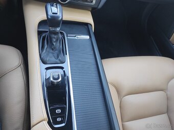 Volvo S 90 2.0 D4 AWD, koupeno nové v ČR - 16
