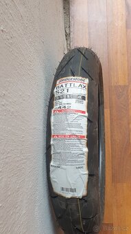 Triumph Speed Triple 1050 - 16