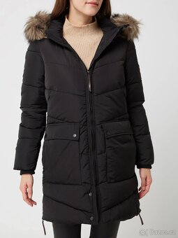Dámská zimní černá bunda kabát s kožešinou Only NewRoona S - 16