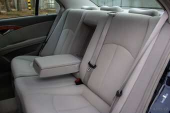 Mercedes-Benz E trieda Sedan E280 CDI - 16