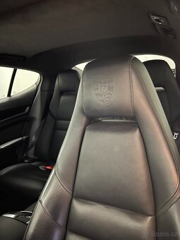 Porsche Panamera 420PS, Sportovní Volant - 16
