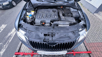 Vůz na náhradní díly Škoda Superb 2 sedan 2011 CFGB KXZ LF8L - 16