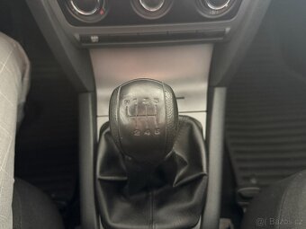 Škoda Octavia 1,2 1.MAJ,SERVISKA,ČR - 16