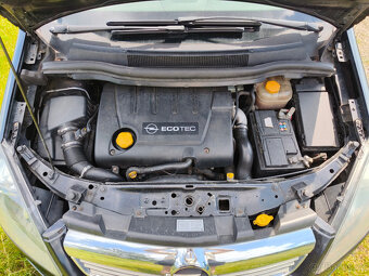Opel Zafira 1.9 CDTI 74Kw ND - jako celek - 16