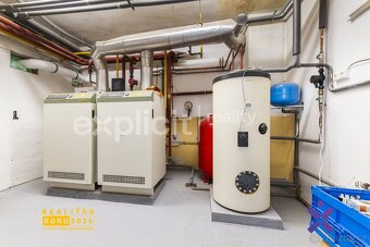 Pronájem komerčního objektu s kancelářemi, výrobou, sklady, - 16