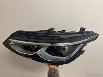VW Golf 8 full led světlo - 16