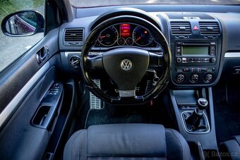 Volkswagen Golf 2.0 FSI GTI Turbo - 16