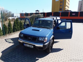 Nissan Double Cab 2.5 TD 4x4 redukce tažné 2.3t - 16